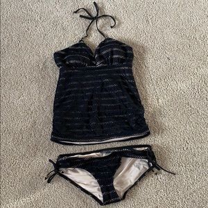 A Pea in the Pod maternity 2-piece bathing suit
